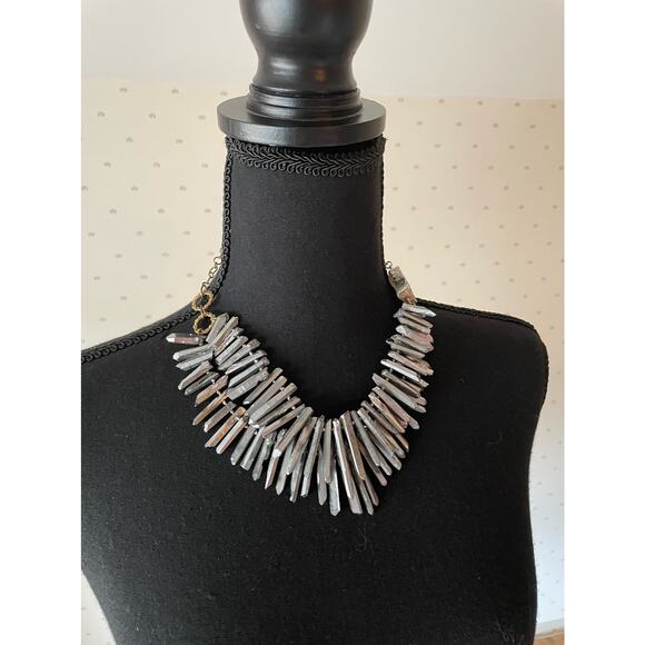 Gorgeous Metal Crystal Adjustable Necklace - Picture 5 of 6